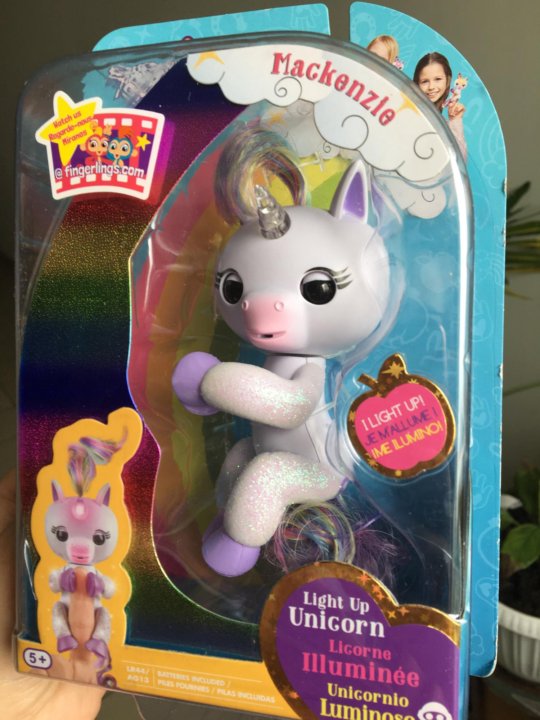 fingerlings light up unicorn