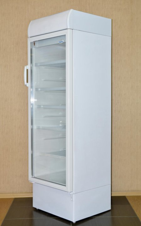 Холодильник витрина бирюса. Витрина холодильная Бирюса-152е. Шкаф Бирюса 152 е. Витринный холодильник Бирюса. Шкаф-витрина Бирюса w152.