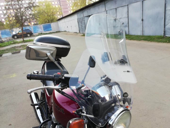 Ветровик GIVI на Урал