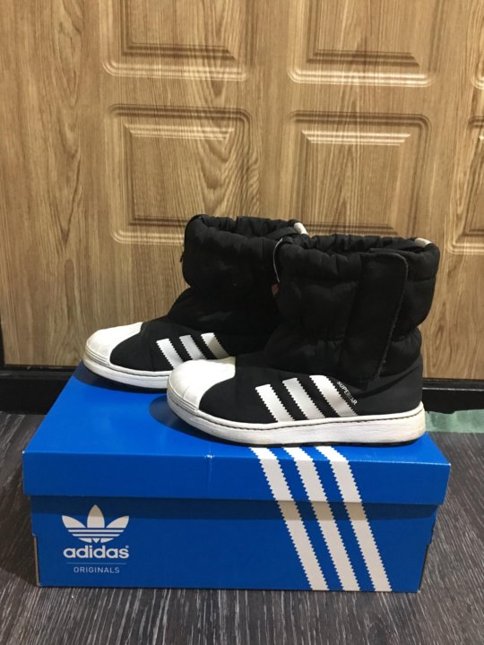 Суперстар 30 декабря 2023 отзывы. Зимние сапоги adidas Superstar детские. Adidas Superstar сапоги детские. Адидас суперстар детские сапоги.