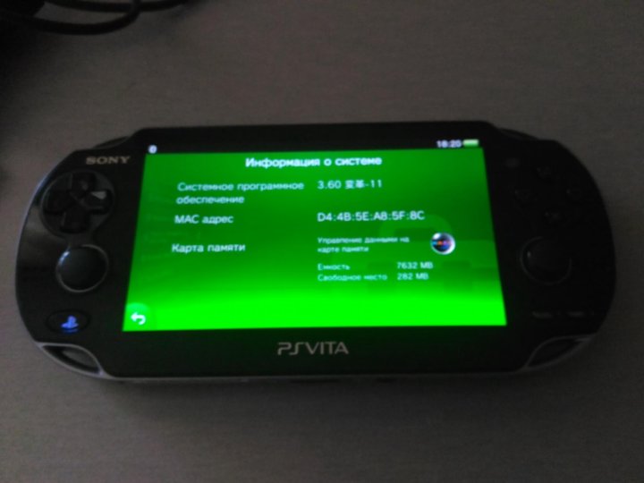 PS Vita 1008. Vita 1008. Разборка PS Vita 1008. Стики PS Vita 1008 левый и правый.