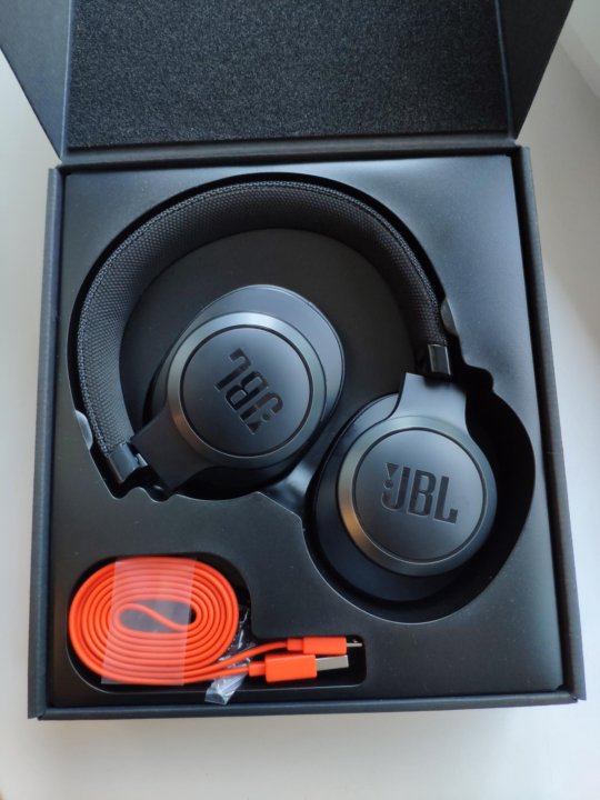 Jbl live 500