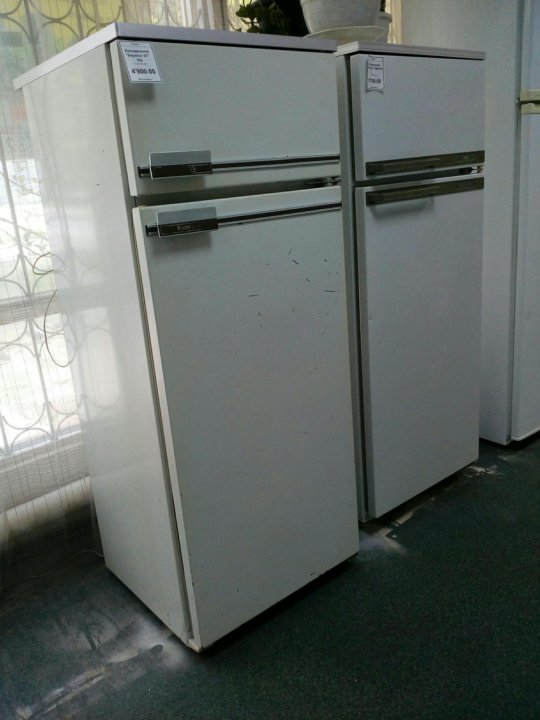 Куплю холодильники б у новосибирск. Холодильник Бирюса 21. Бирюса 21 советского. Холодильник Бирюса б у.