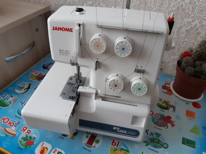 швейный оверлок janome. Janome 792pg anniversary edition. оверлок джаноме 793д. Janome excellent lock 777. швейная машина janome с оверлоком.