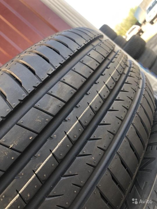 Bridgestone alenza 001 225 60 r18. Бриджстоун Аленза 001. Бриджстоун 235/55/19 v 101 alenza1. Шины Bridgestone Alenza 001. Bridgestone 235/55 r19.