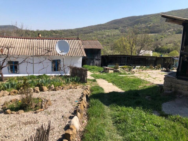 Село зеленое бахчисарайский. Село Плотинное Бахчисарайский район. Крым Бахчисарайский.район.село зеленое. Село высокое Бахчисарайский район Анифе. Село богатое Бахчисарайский район.