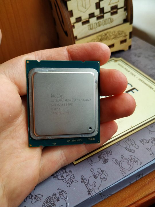 Xeon e5 1650. E5 1650 v2. Xeon 1650. Xeon e5 1650 v2 CPU Z.