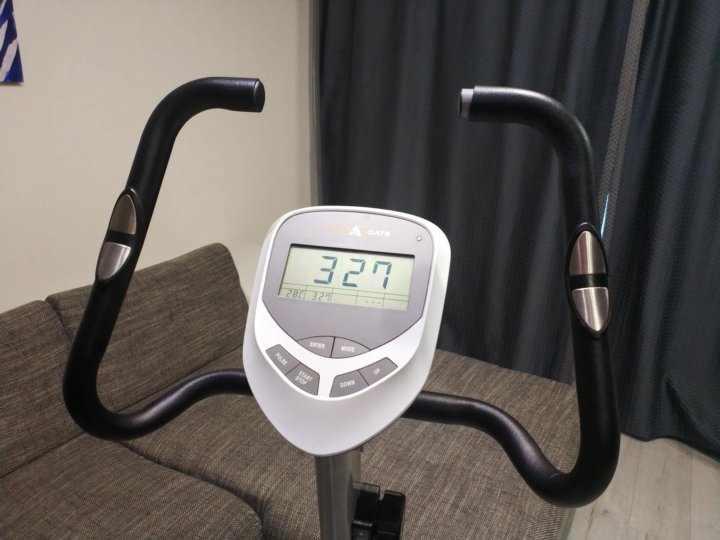 Вертикальный велотренажер Care Fitness 74570 Pro Spinning