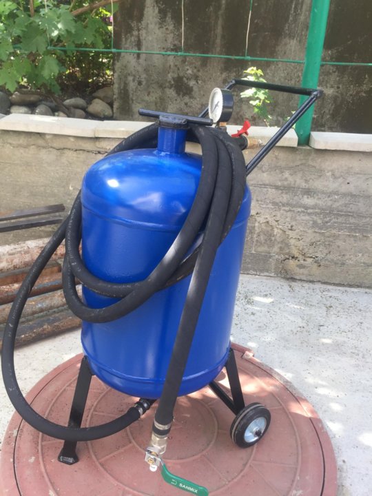 Zitrek dsmg-200. Обзор засыпных устройств пескоструйных аппаратов. Пескоструйный б у. Пескоструйная бочка. Zitrek dsmg-200.