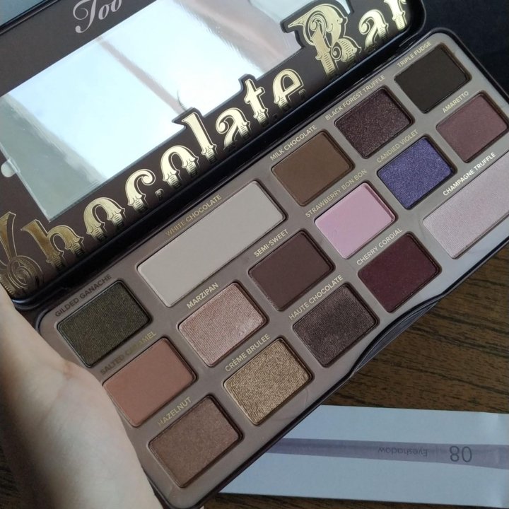 Too faced Chocolate Bar Gold