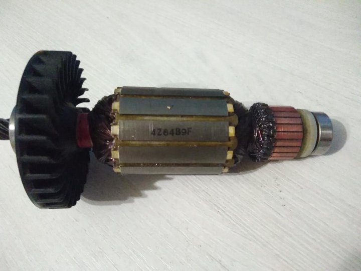 Ротор (якорь) дисковой пилы makita 5903r. Для 5604r. R якорь. Ротор на makita 5705r. R якорь.