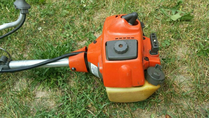 бензокосилка husqvarna 323r. триммер хускварна 323r. триммер бензиновый (бензокоса) husqvarna 128r. хускварна 323r. не заводится husqvarna 323 r.