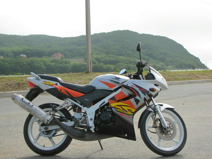 Хонда лс. Honda LS 125r. Honda 125 45 лс.