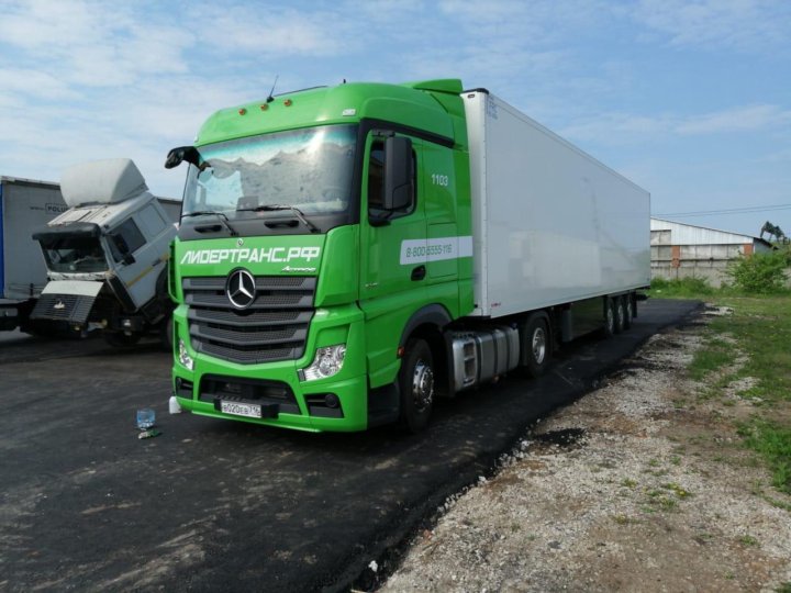 Mercedes Benz Actros 1844 Дальнобой