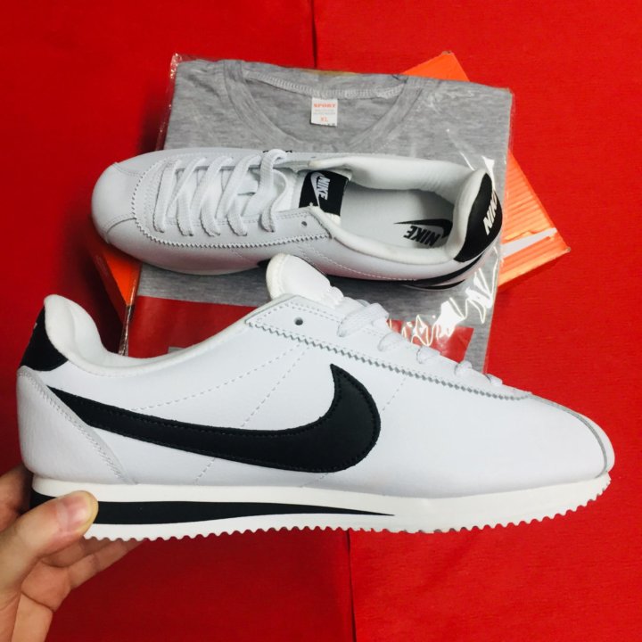 Кроссовки Nike Cortez + часы Casio В ПОДАРОК – купить в Москве, цена 2 650 руб., продано 6 мая 2020 – Обувь