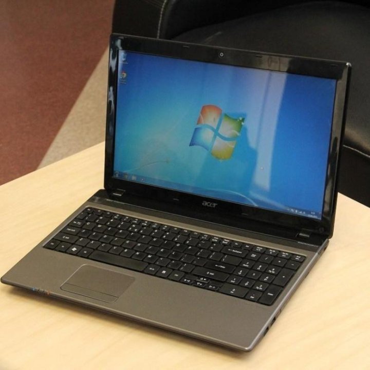 Ноутбуки 4 ядра. Acer Aspire 5560g. Aspire 5560. Ноутбук Acer Aspire 5560g-63424g50mnkk. Ноутбук Acer Aspire 5560g-6344g64mnkk.