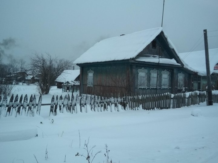 Пожар в кузино свердловская область. Кузино Свердловская область. Кузино Свердловская область улица Максима Горького. Кузино Свердловская область улица Максима Горького 15. Кузино Свердловская область дома рядом с дорогой.