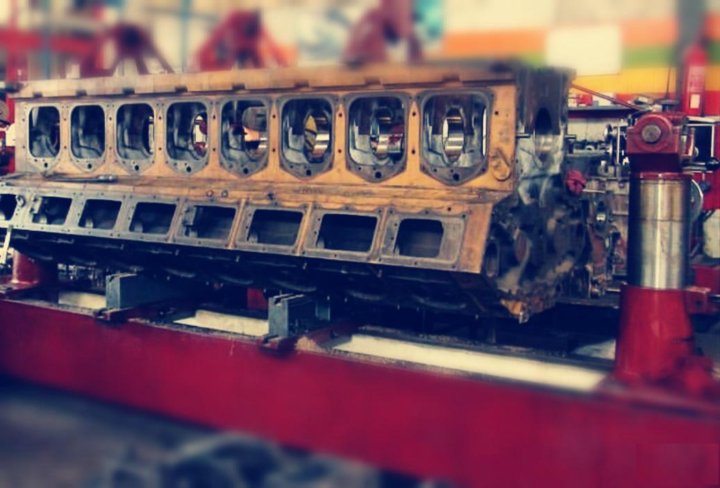 Блок цилиндра в улан удэ. 3903920 блок цилиндров 4bt v 3. Головка блока ваз 2114 8 клапанов 1. Блок цилиндра в улан удэ. Блок двигателя 3s ge.