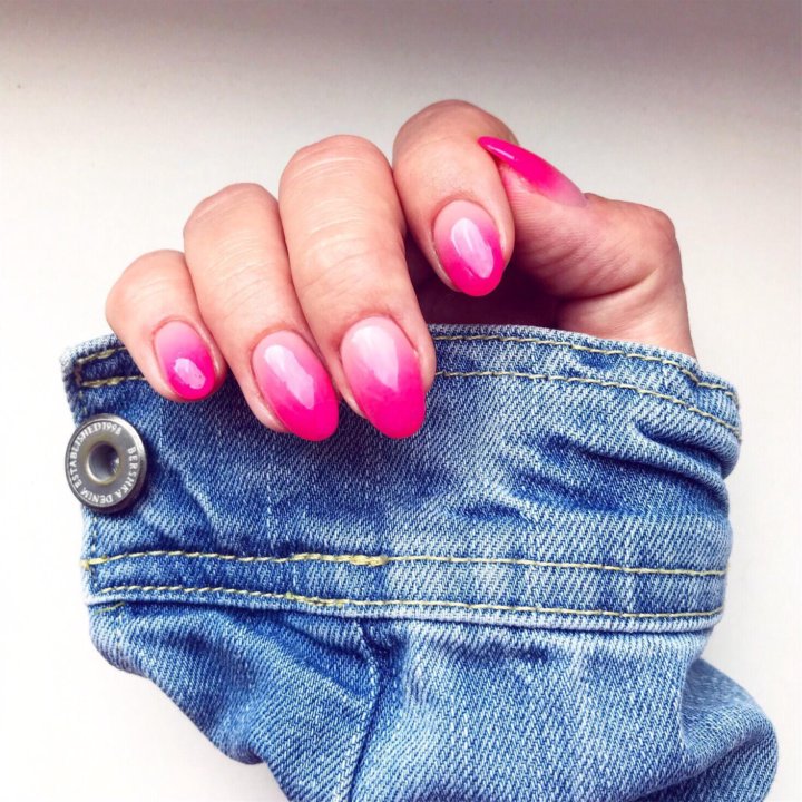 Выкладной френч миндаль на короткие ногти белый. Наращивание ногтей воронеж. Авито маникюр. Наращивание ногтей 900 рублей. Наращивание на дому.