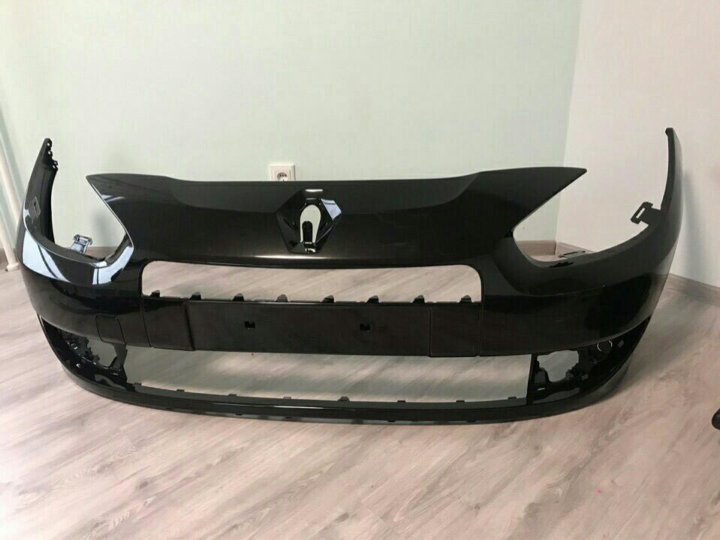 бампер передний renault fluence. передний бампер рено флюенс 2011. бампер рено флюенс передний. бампер передний рено флюенс в цвет белый. бампер флюенс.