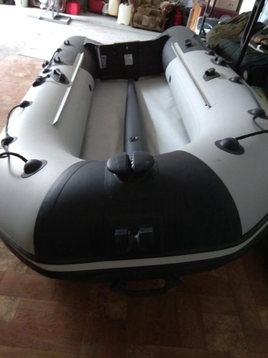 лодка ривьера 3400