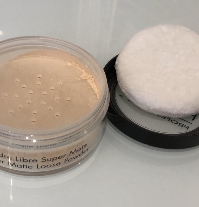 Пудра от шанель двойная квадратная. Матирующая пудра poudre подружка. Авито пудру. Авито пудру. Компактная пудра – бежевый ив роше.