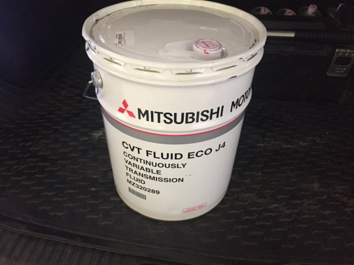 Масло вариатор митсубиси кольт. Mz320288. Mitsubishi CVT Fluid j4. Mz320288 4 литра. Mitsubishi CVT Fluid Eco j4 4л