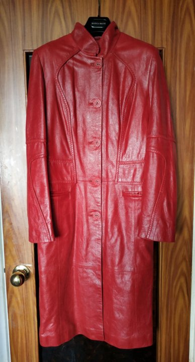 Авито купить кожаный плащ. Плащ кожаный бос Бизон 2002. Senna фирма одежды кожаный плащ.