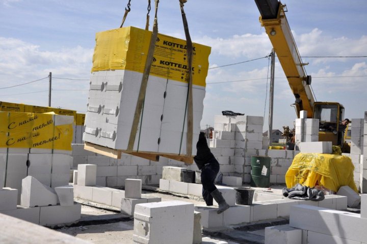 газобетонные блоки на стройплощадке