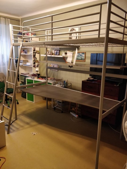 Кровать чердак свэрта в интерьере - 84 фото