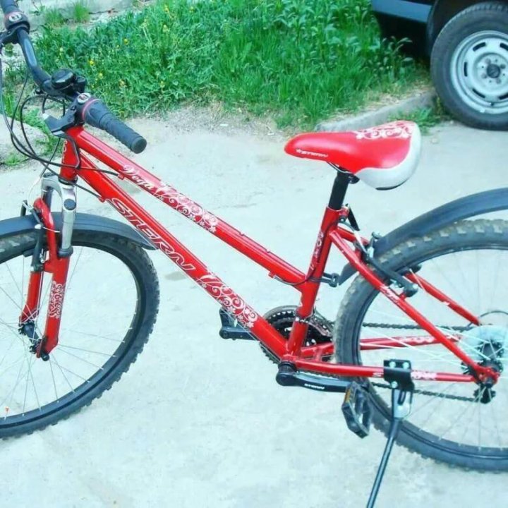 Vega 2013. Алекса вега в красном платье. Alexa. Кармен кортес актриса. Алекса пенавега мачете.