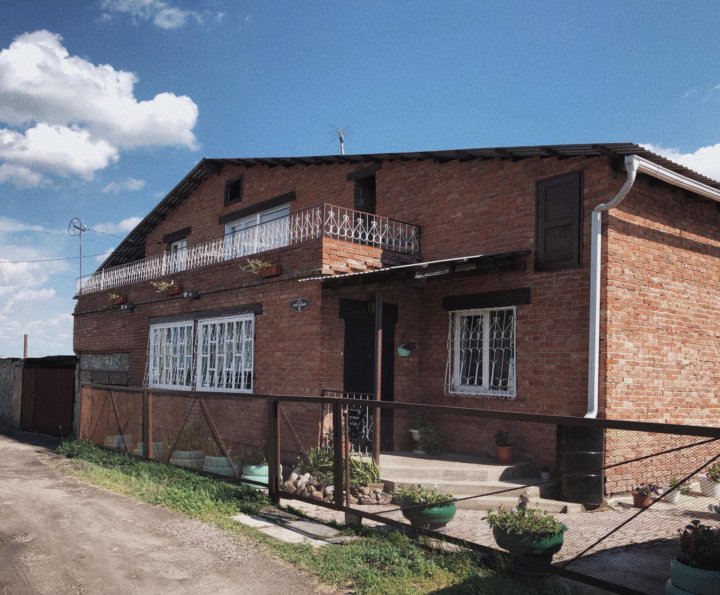 Домашняя юрга. Дом Юрга. Юрга новый дом. Юрга дома. Волгоградская 15 Юрга дом.