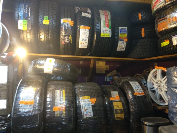 Авито запчасти курская. Склад контрактных запчастей. Авторазбор. Запчасть для комбайна z13214. Авито запчасти на ваз 2109.