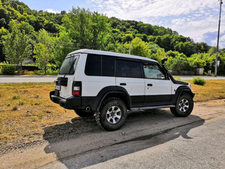 Mitsubishi pajero 2 кузов