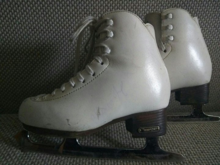 Коньки risport rf3. Риспорт рф3. Коньки фигурные Risport Excellence. Коньки Risport для 4 прыжков. Риспорт 27,5.