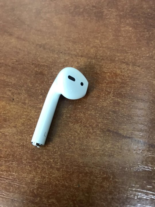 Левый наушники airpods не подключается. Микрофон airpods 2.