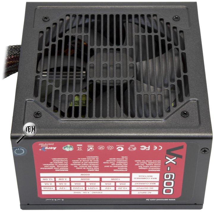 Aerocool vx series. AEROCOOL VX 600. AEROCOOL 600w VX-600. Блок питания AEROCOOL VX 600. AEROCOOL VX Plus 600w.