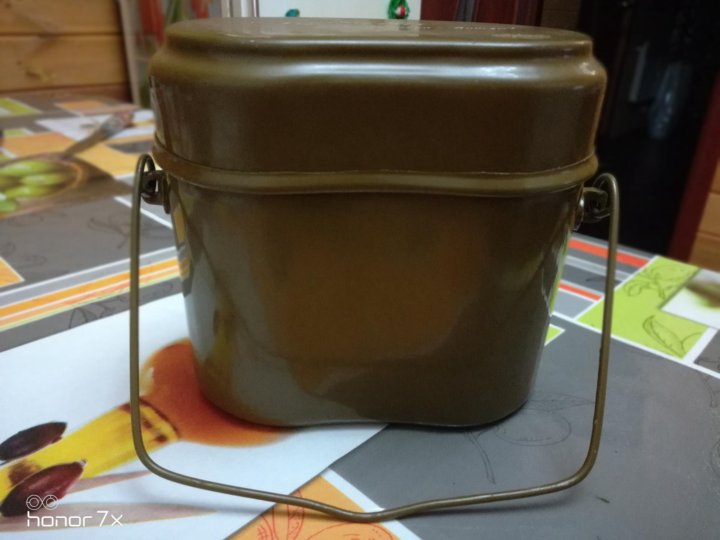 Фляга армейская с котелком. Котелок походный армейский. Походная солдатская. Походная солдатская. Походная солдатская.
