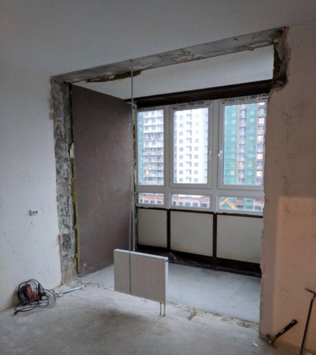 Проем разбор. Проем в несущей стене. Пробивка дверного проема 2000 мм. Пробивка проема в кирпичной стене уголок 100х100. Проем в кирпичной стене.