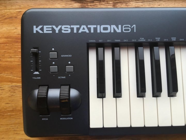 M audio venom кабель. M-audio oxygen pro 2020. Цифровое пианино m-audio dcp-200. M audio key mini. Midi-клавиатура m-audio axiom pro 61.