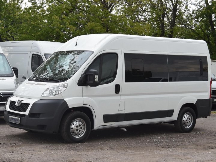 Дром автобусы пежо. Peugeot Boxer 2012.