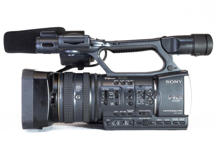 Пульт sony hdr-ax2000e. Hdr ax2000e. Sony hdr-ax2000e. Видеокамера sony hxr-nx5e. Hdr ax2000e.