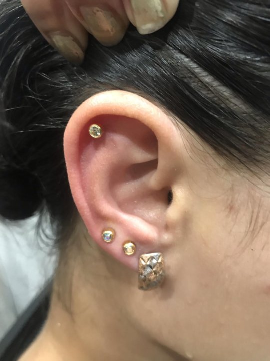 прокол ушей по системе 75. прокол ушей пенза коллаж. прокол ушей мода 2022. прокол ушей коллаж пенза. прокол ушей коллаж пенза.