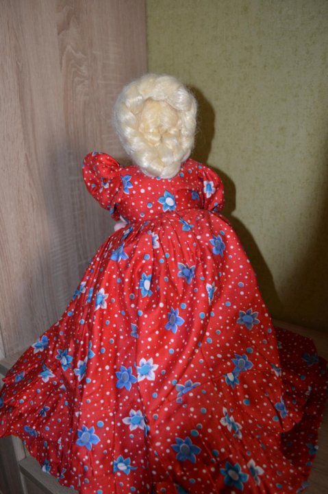 Кукла самоварная, баба с чашкой чая, грелка на самовар. СССР.
