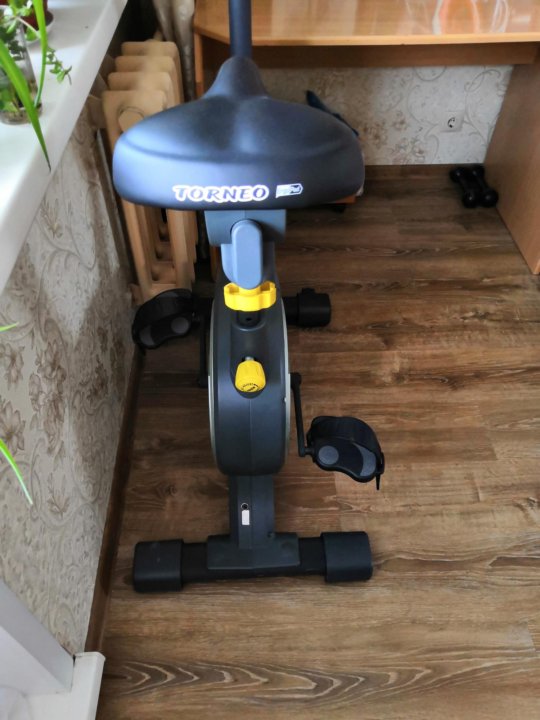 Велотренажёр торнео b 235. Велотренажер motion. Велотренажер american motion fitness 4710g. Складной велотренажер head. Велотренажер motion.