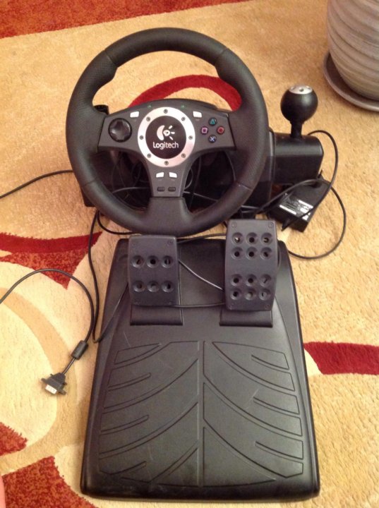 Руль logitech pro. Лоджитек Driving Force Pro. Руль Logitech Driving Force Pro. Руль Logitech красный. Logitech Force Pro.