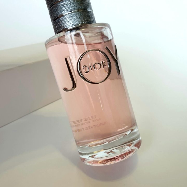 Joy original. Диор Джой 2. Диор Амор. Джи Джи диор. Dior Joy оранжевые.