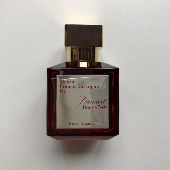 Baccarat rouge 540 extrait de parfum. Самый продаваемые духи Kurkjyan Kilian. Baccarat rouge 540 коробка флакон фото. 540 Мейсон цена 100мо.