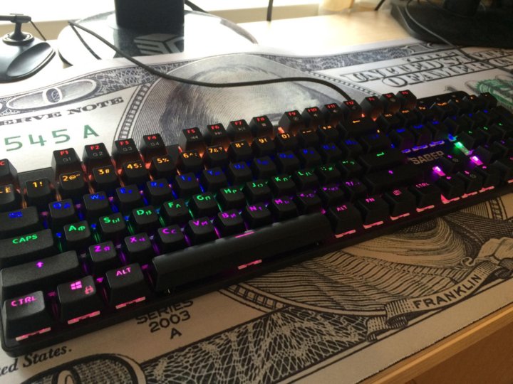 Dexp клавиатура механика. Механическая клавиатура dexp saber tkl. Dexp saber сбоку. Dexp клавиатура механика. Dexp saber вытаскиваются ли свитчи.