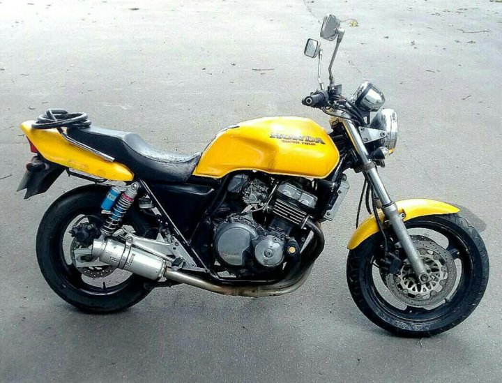 Honda CB 400 Р¶РµР»С‚С‹Р№